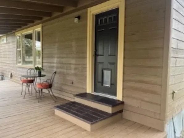 302 Windy Ridge Rd, Fredericksburg, TX 78624