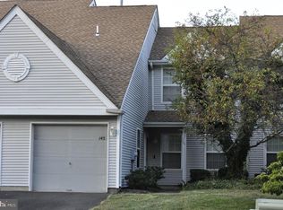 145 Birch Hollow Dr, Bordentown, NJ 08505