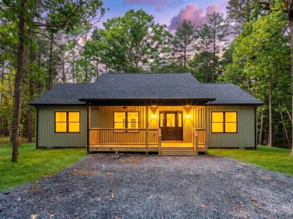 123 Forest Chapel Ln, Crimora, VA 24431