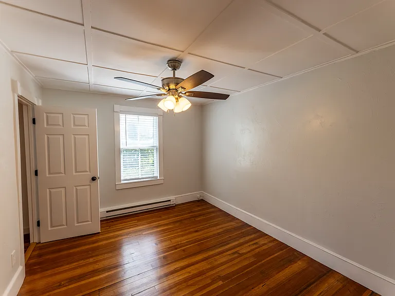 22 Forest Avenue Ct #3N — Photo 2