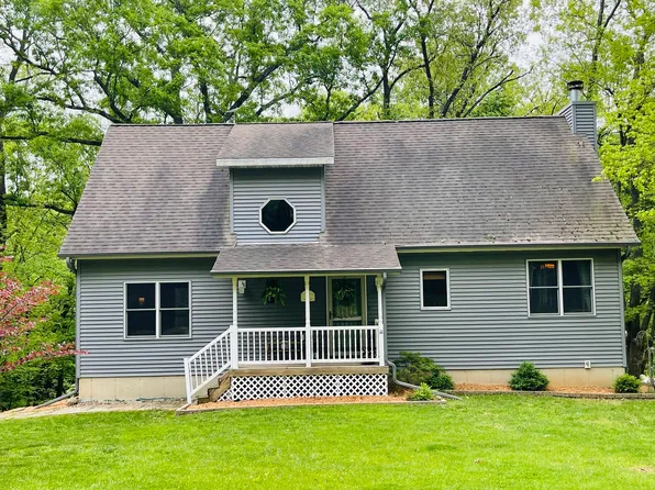 2 Commanche Ct, Putnam, IL 61560