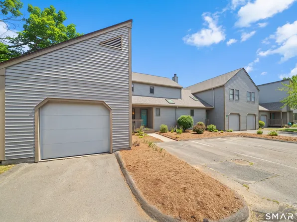52 Elm Meadows #52, Enfield, CT 06082