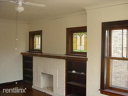 5th image of 4230 N Francisco Ave