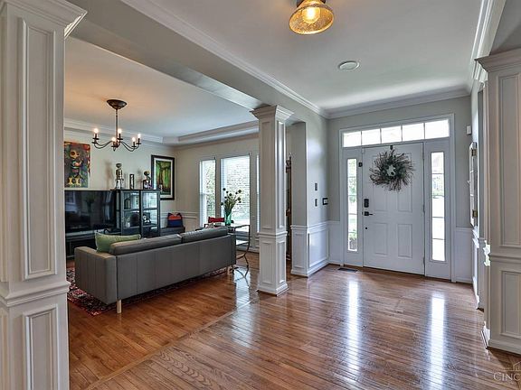 5th image of 7682 Overglen Dr