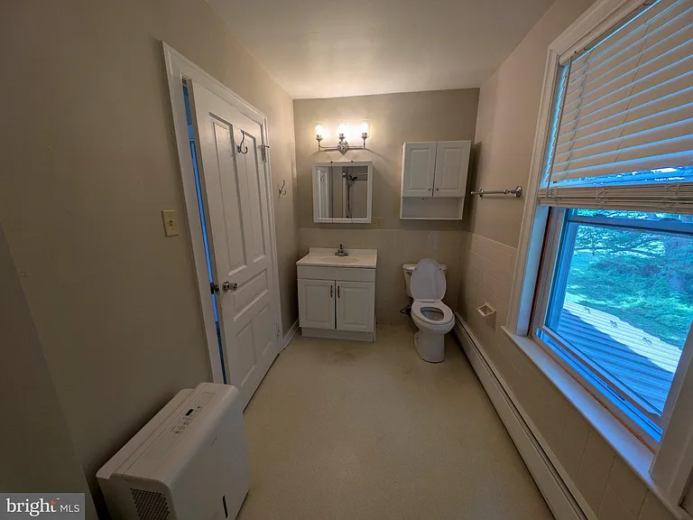 121 E Friendship Church Rd — Photo 16