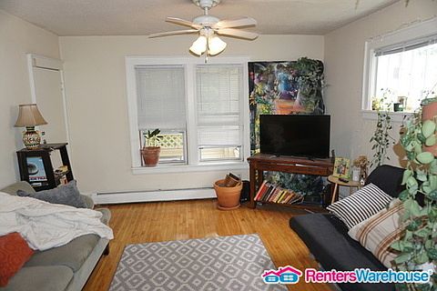 4th image of 2515 Clinton Ave APT 4
