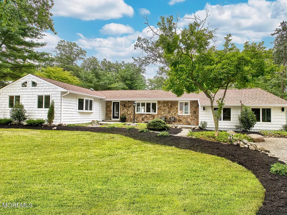 14 Copperfield Ct