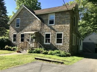 93 Bliss St, Northampton, MA 01062