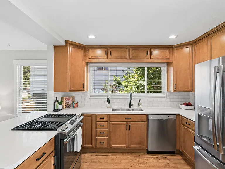 3145 S Fox St — Photo 15