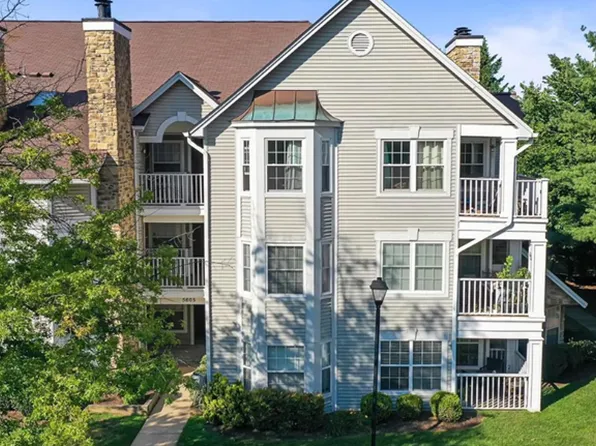 5605 Willoughby Newton Dr Unit 13, Centreville, VA 20120