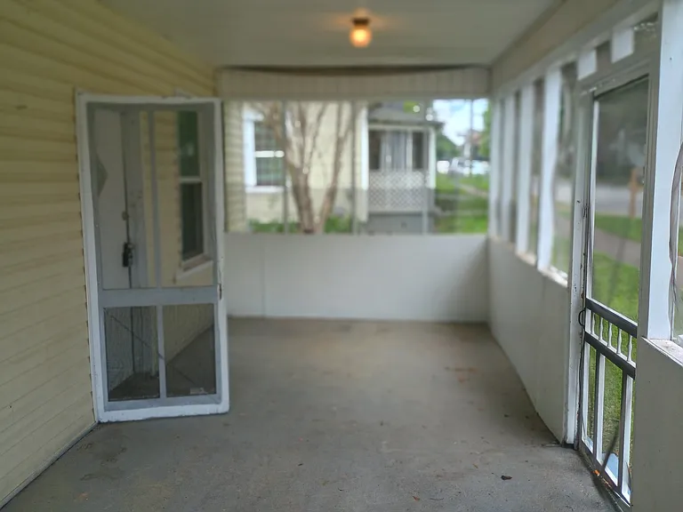 27 Ivy St — Photo 6