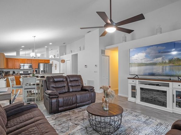 15730 Bay Vista Dr #ID1246580P