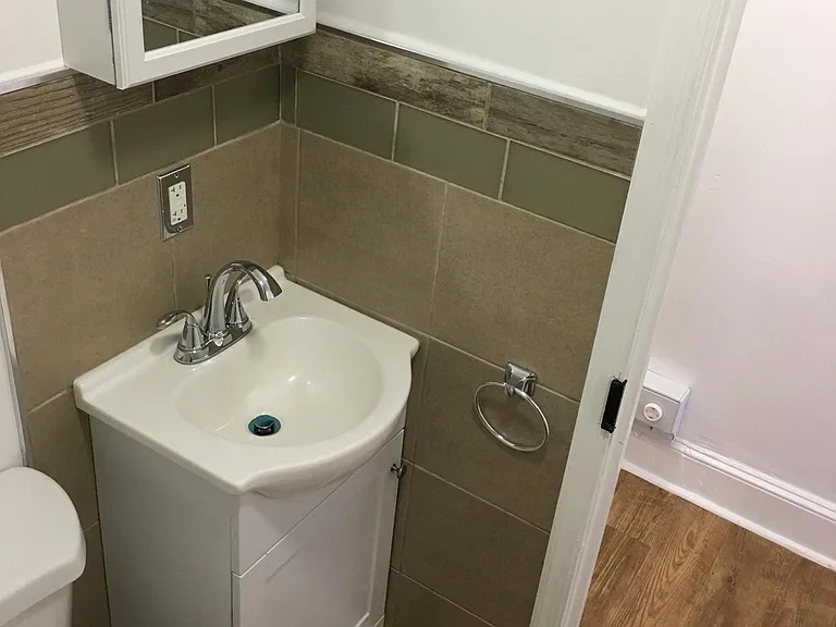 1535 Sellers St #2R — Photo 12