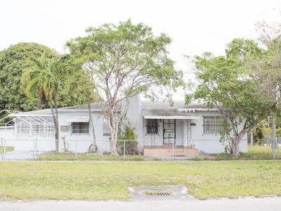 901 NW 34th St, Miami, FL, 33127