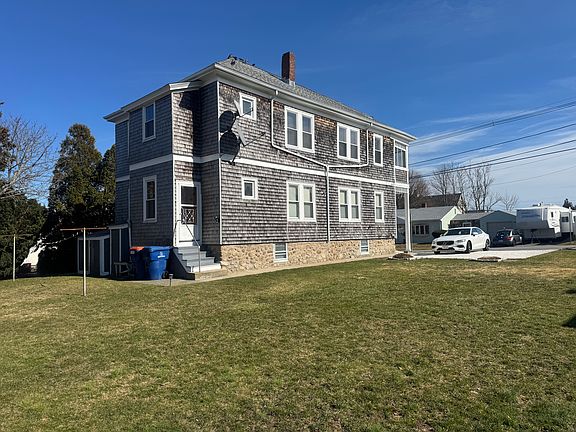 2nd image of 15-17 Clara St #1A