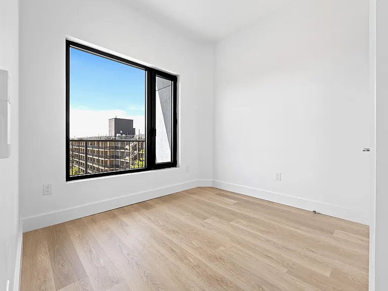 2915 Albemarle Rd #4A — Photo 7
