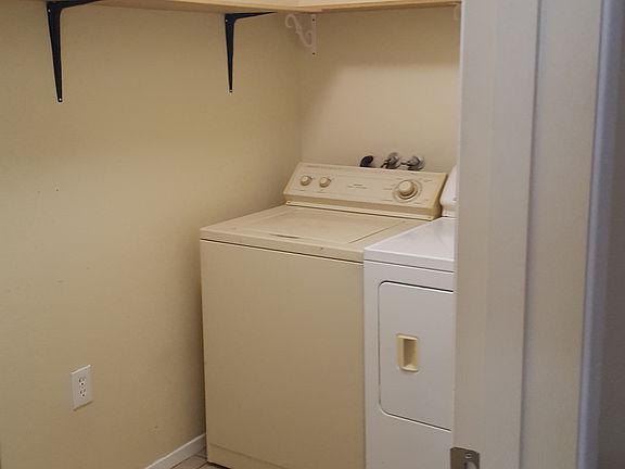 Laundry/pantry