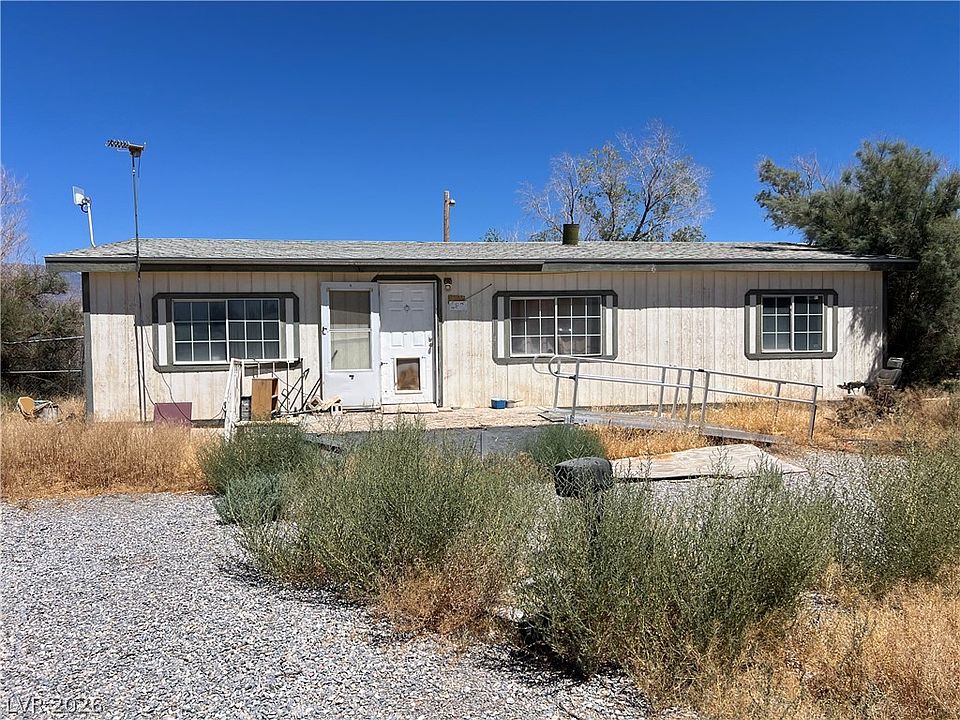 1st image of 2831 Rita Dr