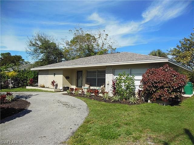 1st image of 2631 Poinciana St