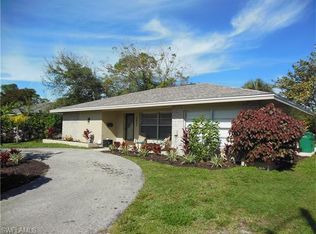 2631 Poinciana St, Naples, FL 34105
