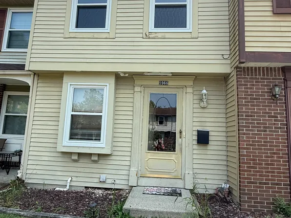 5966 Black Oak Dr, Toledo, OH 43615