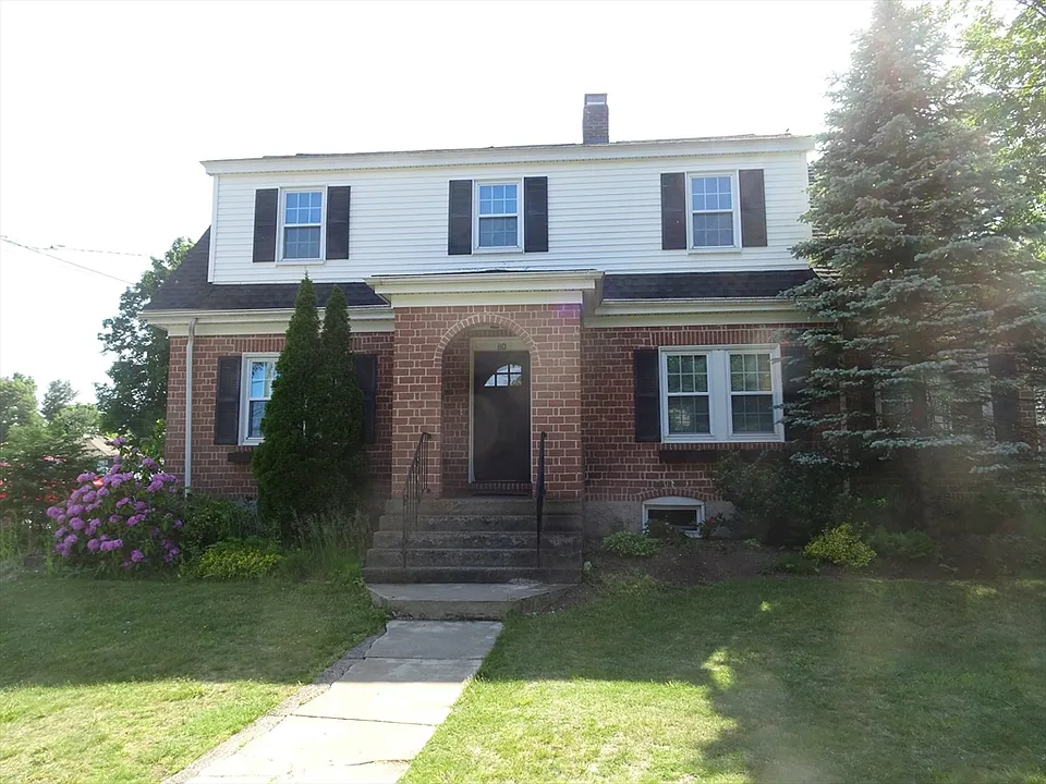 80 Center St