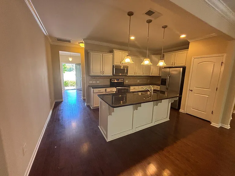 451 Shakespeare Dr — Photo 15