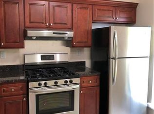 322 Hampshire Ct, Piscataway, NJ 08854