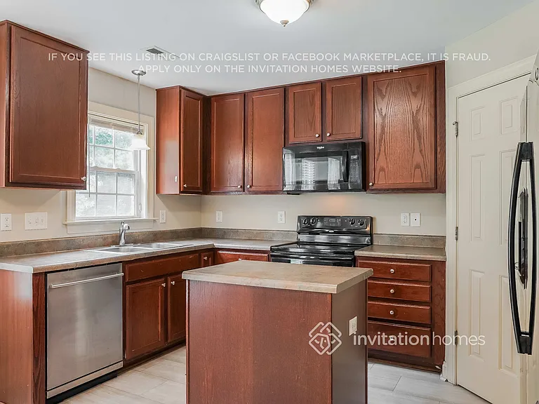 1505 Dexter Ridge Dr — Photo 6