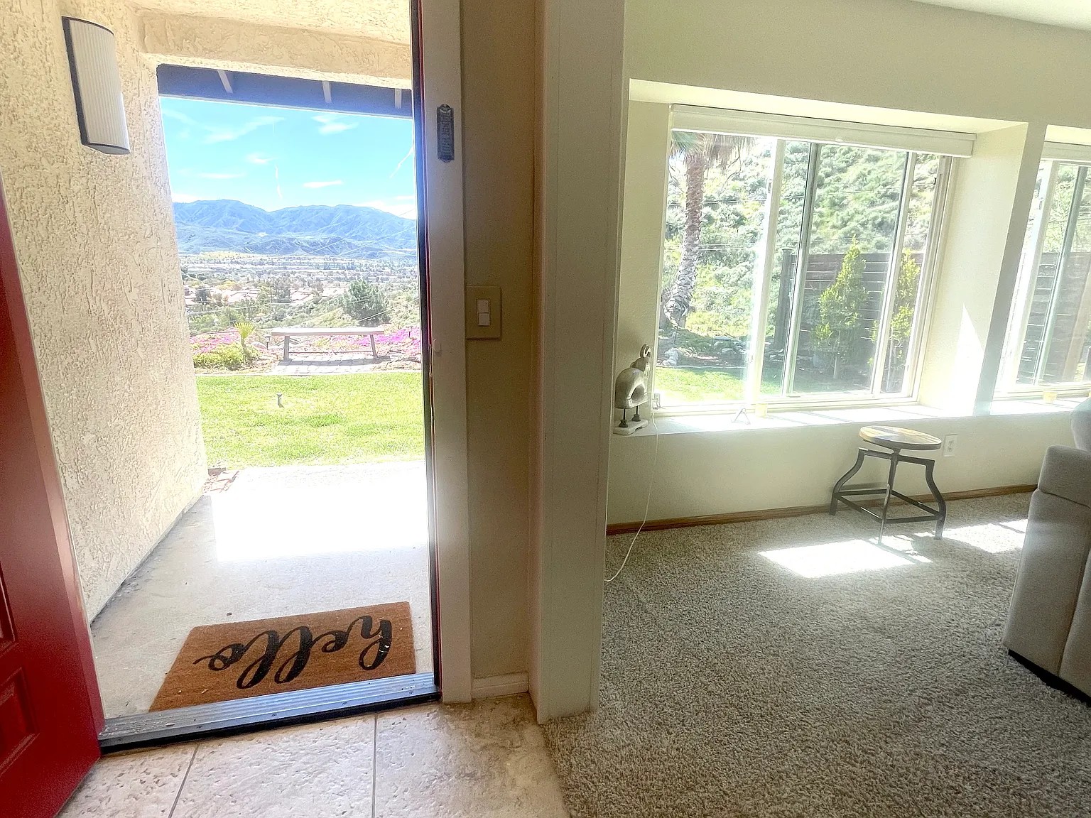 Stonehill Way, Santa Clarita — Photo 2