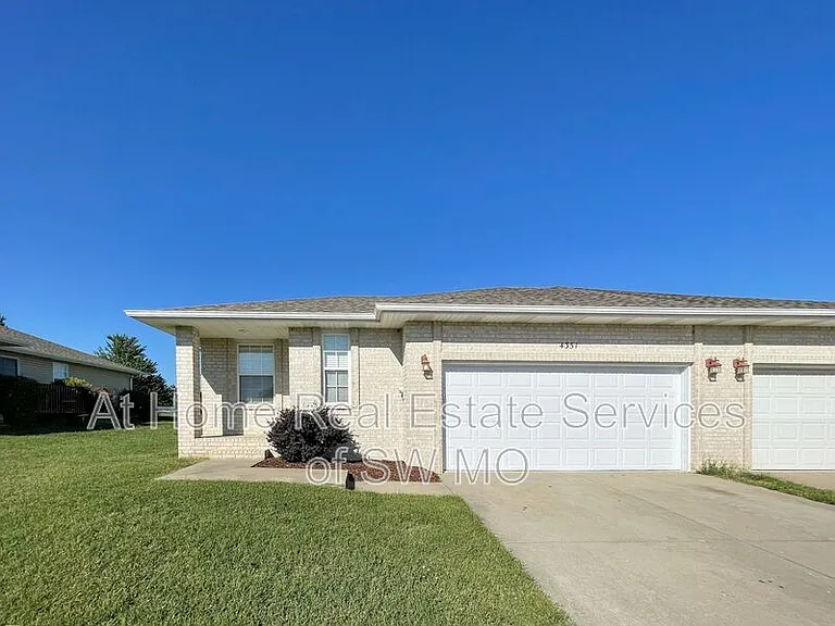 4351 S Farm Road 125 — Photo 1