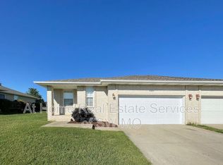4351 S Farm Road 125, Springfield, MO 65810