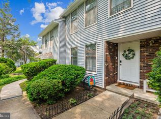 12 Barnes Ln, Toms River, NJ 08753