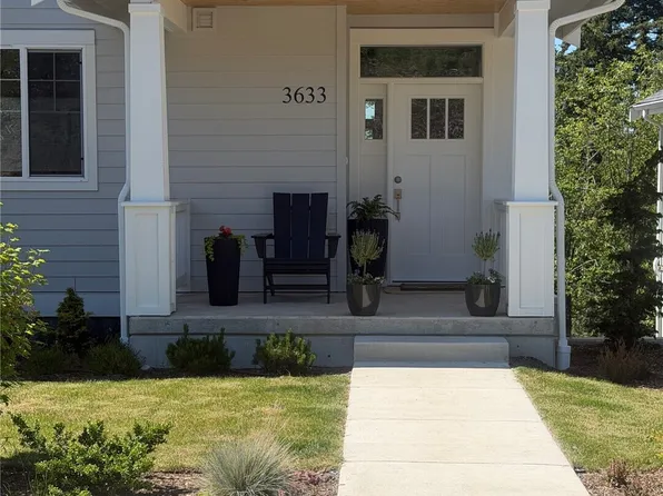 3633 Sussex Drive, Bellingham, WA 98226