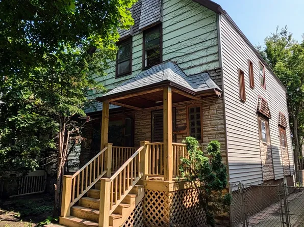 2323 W Farragut Ave, Chicago, IL 60625