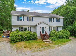 26 Amoskeag Dr, Goffstown, NH 03045