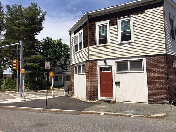 1st image of 160 Independence Ave #B