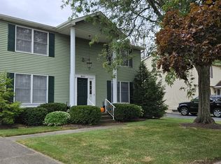 937 Remington Dr, North Tonawanda, NY 14120