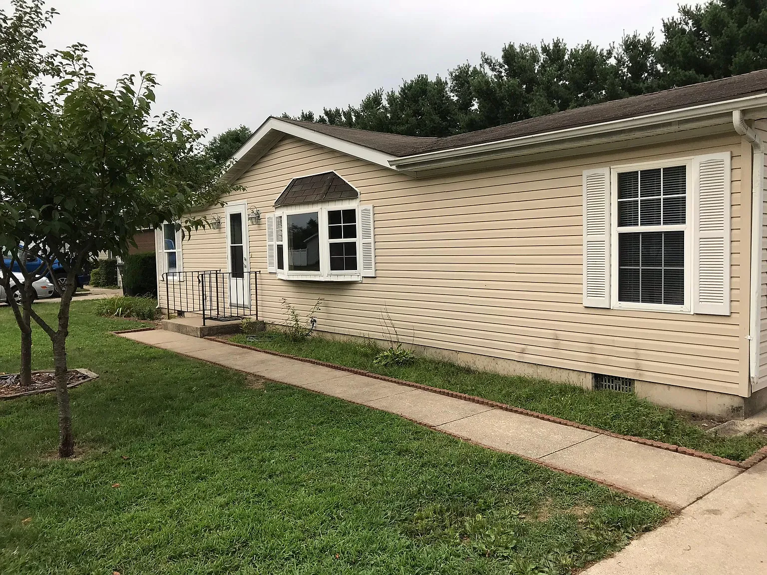 3 bed, 1188 sqft, $1,380 — Photo 1