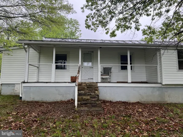 591 Dickenson Mountain Rd, Franklin, WV 26807