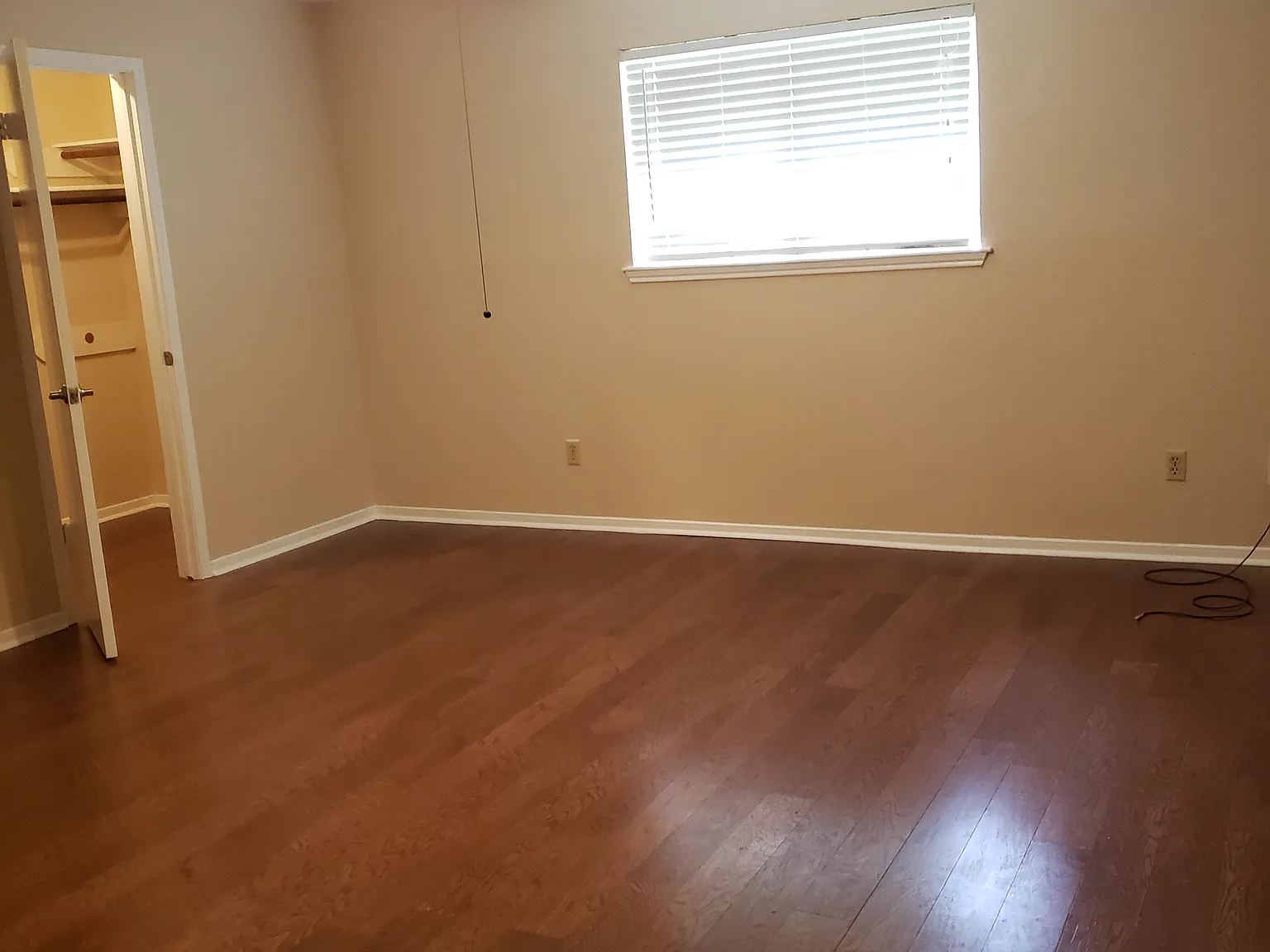 4 bed, 2118 sqft, $2,300 — Photo 4