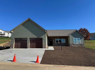 504 Watson Dr, Maidsville, WV 26541