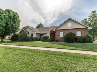 2255 S Golden Ave, Springfield, MO 65807