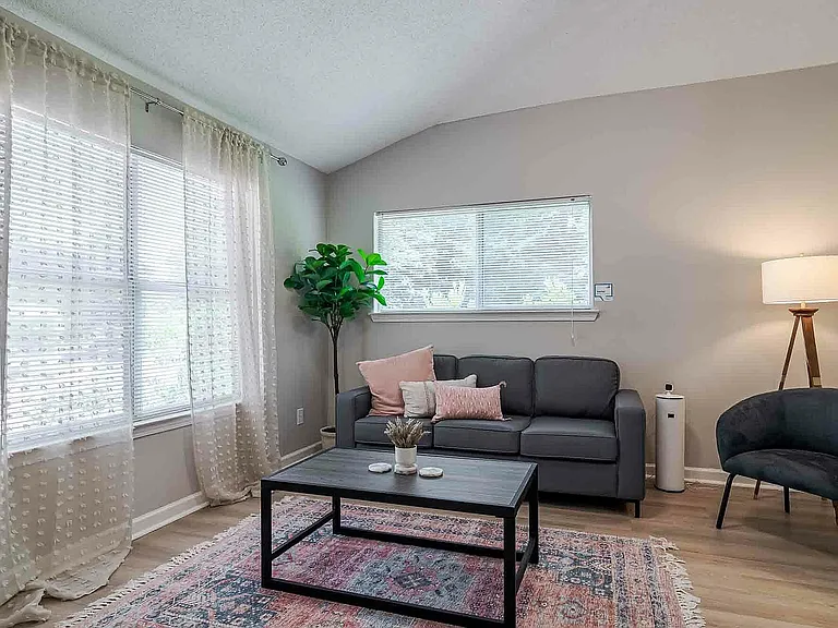The Townhomes at River Club — Photo 4