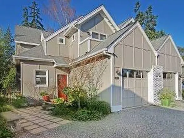 177 Wallace Way NE, Bainbridge Island, WA 98110