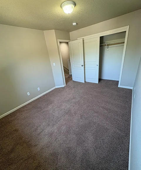 947 Alina Ave SE — Photo 9
