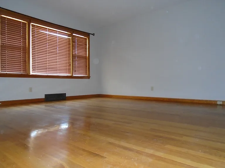 4810 S 2nd St #2 — Photo 4