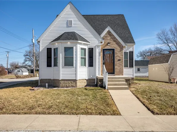 302 N Main St, Effingham, IL 62401