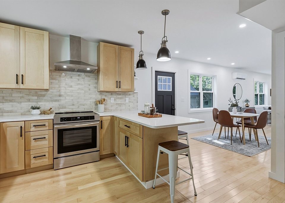 1st image of 80 Laurel Park #80