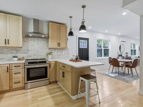 80 Laurel Park #80, Northampton, MA 01060